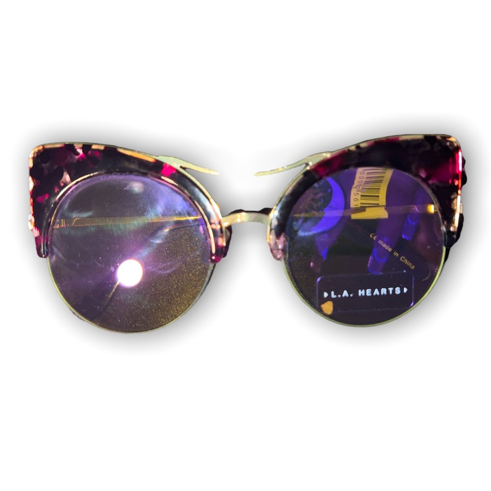 Cat eye sunglasses